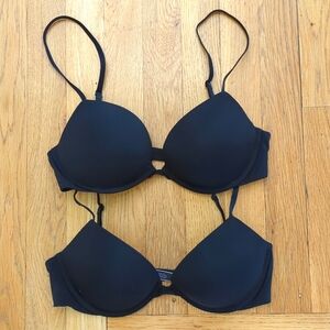 Bundle of 2 Victoria's Secret Padded Plunge Underwire Tee Shirt Bras Size 32D